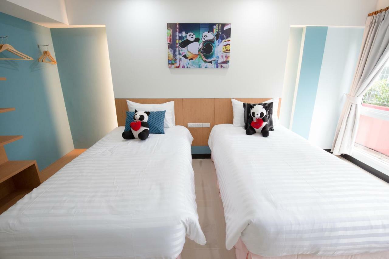 Lucky Panda Hotel Чиангмай Екстериор снимка